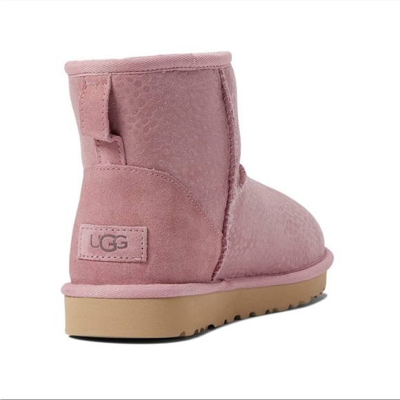 UGG Classic Mini Snow Leopard Boot - Picture 7 of 11